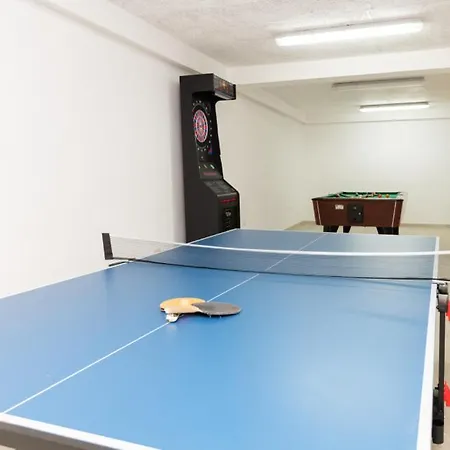 Mia 7 - Omis By Guide